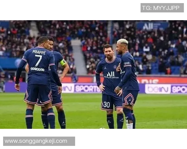 西甲激战巴黎圣日耳曼大胜波尔图战术解析引发全场热议